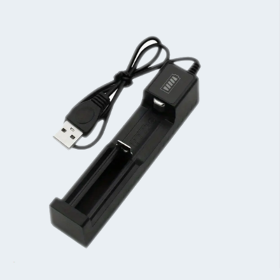 USB BATTERY CHARGER